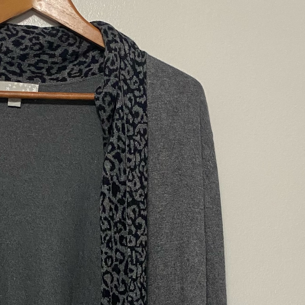 Carolyn Taylor Open Front Cardigan Women’s Size L Leopard Print Collar - Picture 9 of 9